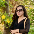 Chị Hương